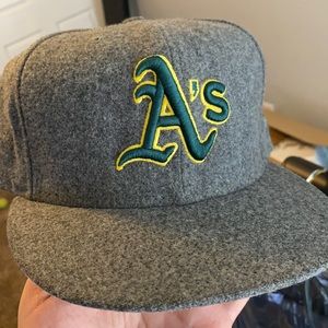 New Era 59Fifty - Oakland A’s Fitted Cap - Size 7 3/8